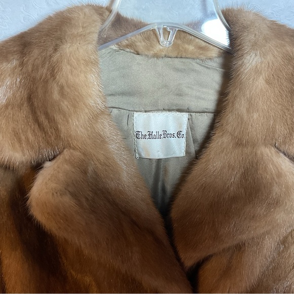 Vintage Women’s Halle Bros mink jacket - Picture 2 of 7